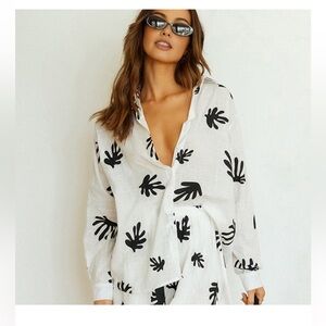 NWT Commense chill life plant print short set matching set small